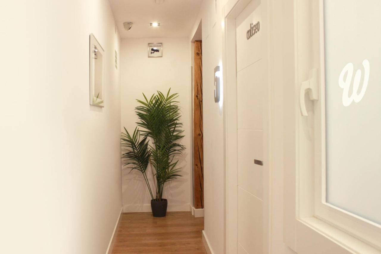 Woohoo Rooms Hortaleza Madrid Exterior foto