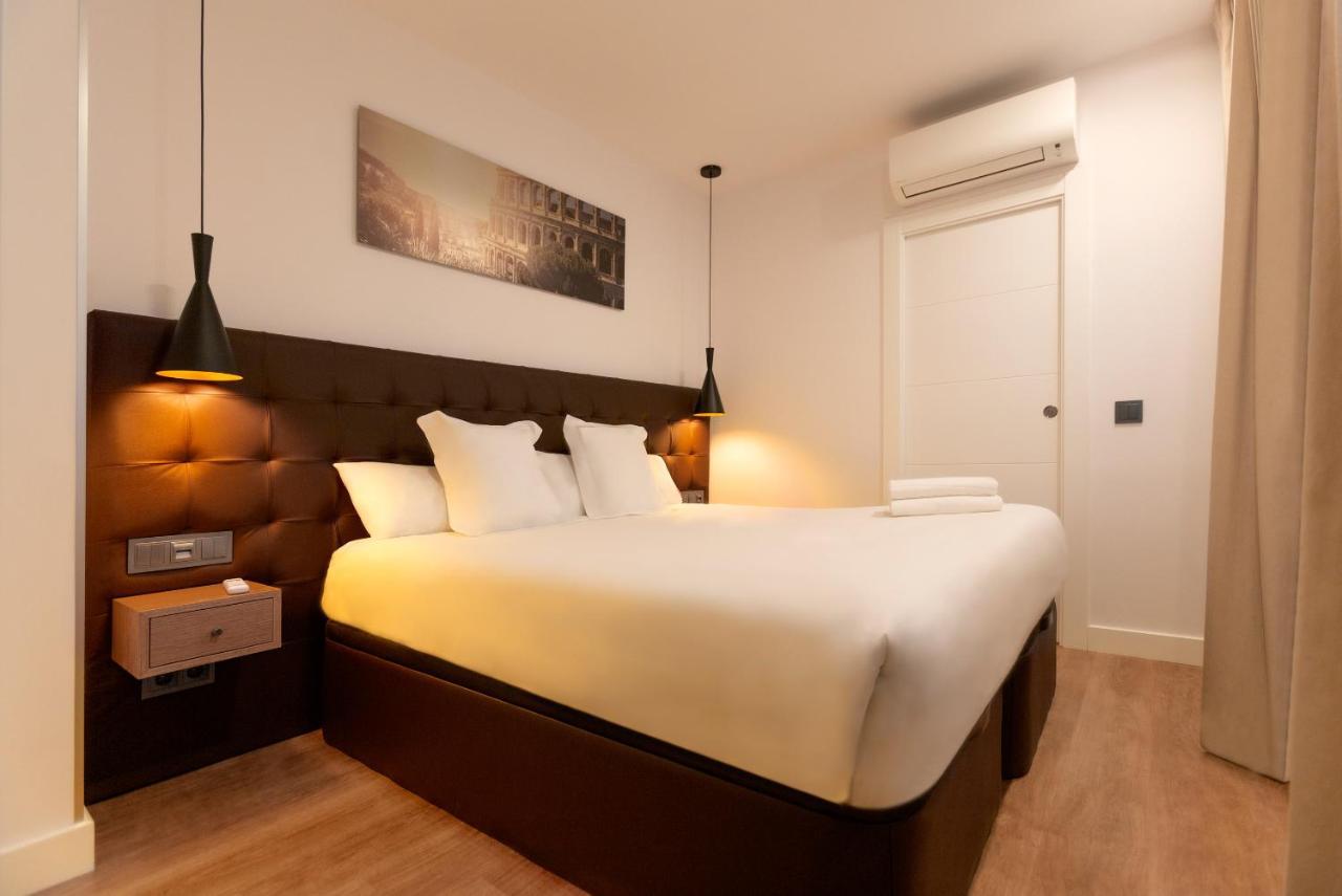 Woohoo Rooms Hortaleza Madrid Exterior foto